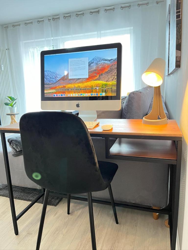 Living At Saarpartments -Adultsonly- 2 Bedrooms, Kitchen - Business & Holiday Apartments For Long- And Short Term Stay, 3 Min To Train Station, Secure E-Bike Parking! Saarbrücken Exterior foto